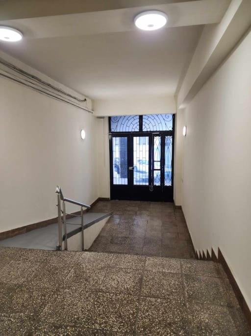Mariko's Apartment *